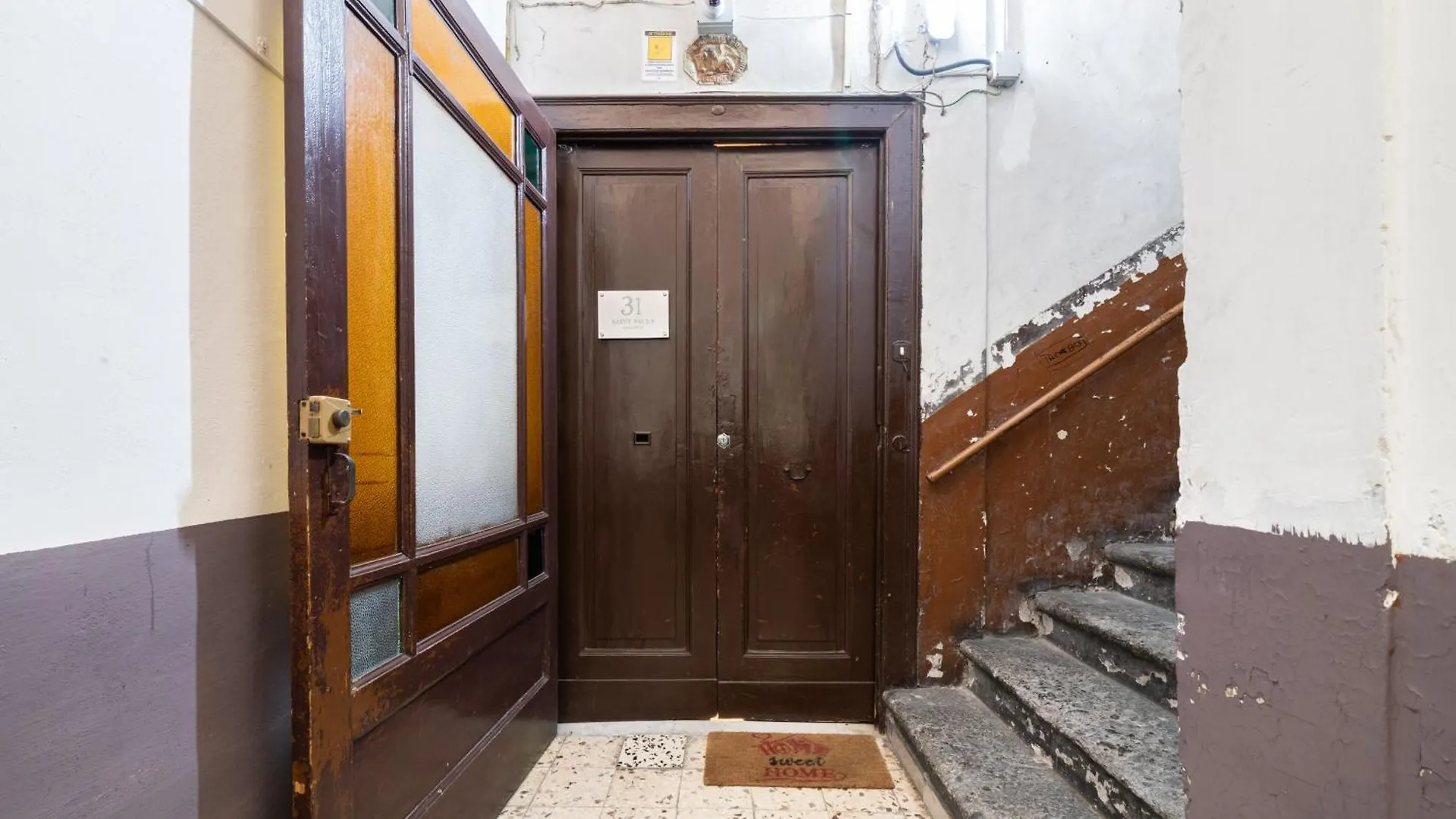 31 Saint Paul'S Apartment By Domusextra Naples